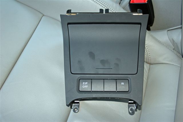 Anleitung mit Bildern zum Tausch/Einbau Navi/Radio, Einbau
